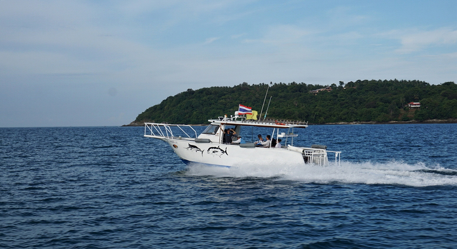 Phuket jigging charter